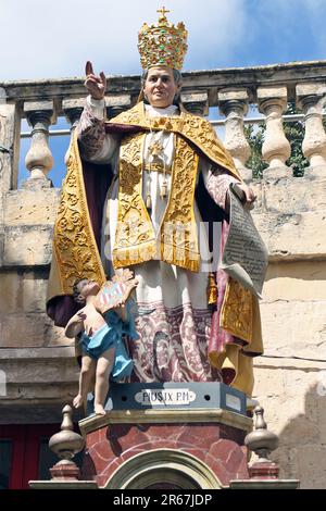 Statua di Papa Pio IX a Rabat a Malta Foto Stock