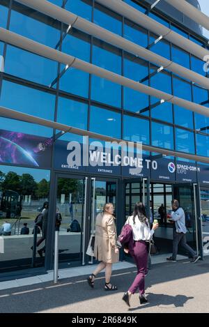 Space-Comm Expo 2023 evento tecnologico spaziale nel Farnborough International Exhibition & Conference Centre Foto Stock