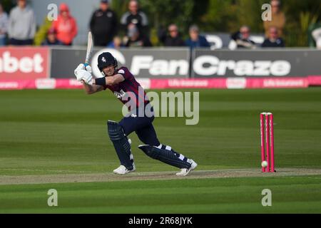 Joe Denly Kent Cricket batsman ha fatto una corsa durante la Vitality T20 Blast Match tra il Kent County Cricket Club e l'Essex presso il St Lawrence Ground di Canterbury mercoledì 7th giugno 2023. (Foto: Tom West | NOTIZIE MI) Credit: NOTIZIE MI & Sport /Alamy Live News Foto Stock