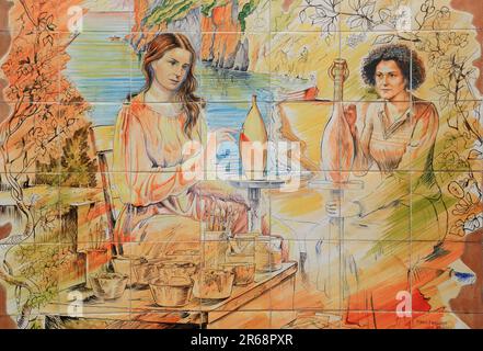 Facciata in ceramica di un negozio di ceramica a Vietri sul Mare, Italia Foto Stock