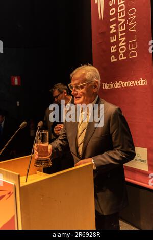 pontevedra, Spagna. Giu, 6th 2023. Víctor Freixanes in un momento del suo discorso dopo aver ricevuto il premio pontevedres del añode onore. Credito: Xan Gasall Foto Stock