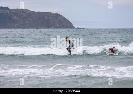 Divertimento per il surf Foto Stock