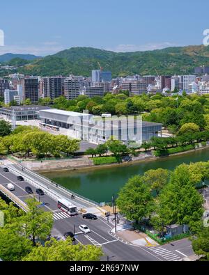 Parco Memoriale della pace di Hiroshima, fresco di verde Foto Stock