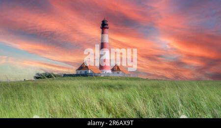 Faro Westerheversand nel nord della Germania Foto Stock