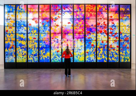 Londra, Regno Unito. 8th giugno, 2023. Ardath, 2023 - Brian Clarke: A Great Light una nuova mostra di un artista leader che lavora in vetro colorato oggi svelata alla Newport Street Gallery di Damien Hirst. Credit: Guy Bell/Alamy Live News Foto Stock