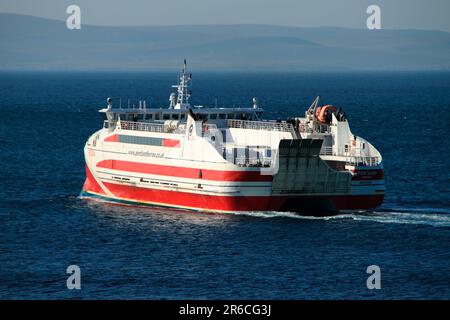 Catamarano Pentalina, Pentland Firth Foto Stock