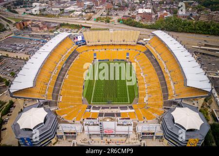 Pittsburgh Heinz Field Stadium situato a Pittsburgh, Pennsylvania. Ospita i Pittsburgh Steelers della NFL e il Pittsburgh Panthe della NCAA Foto Stock