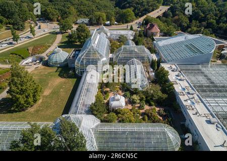 Phipps Conservatory and Botanical Gardens a Pittsburgh, Pennsylvania. Il centro di orticoltura di Schenley Park è caratterizzato da giardini botanici e da un vetro d'acciaio Foto Stock