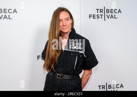 New York, Stati Uniti. 8th giugno, 2023. Il biologo Toby Kiers, soggetto del documentario "Common Ground", arriva alla prima mondiale del film al Tribeca Film Festival. Credit: Enrique Shore/Alamy Live News Foto Stock