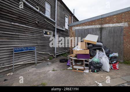 'Bluetown', Sheerness, città portuale sull'isola di Sheppey, isola al largo della costa settentrionale del Kent, Inghilterra, vicino all'estuario del Tamigi, Inghilterra, Regno Unito Foto Stock