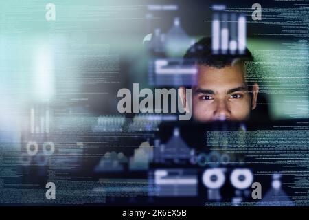 Focus, uomo e programmatore con ologramma, codice e futuristico con sicurezza informatica, software digitale e analisi dei dati. Persona maschile, codificatore e. Foto Stock