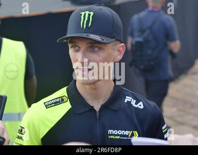 Luca Marini alla festa speciale motogp all'Arco della pace di Milano, Lombardia, Italia. Foto Stock