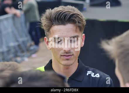 Luca Marini alla festa speciale motogp all'Arco della pace di Milano, Lombardia, Italia. Foto Stock