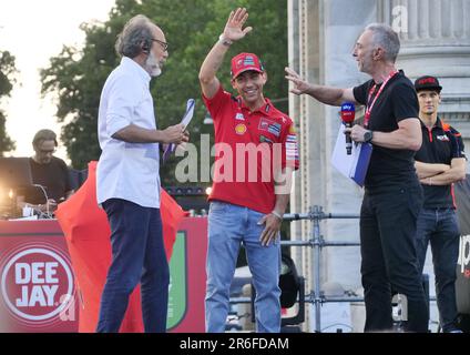 Enea Bastianini al motogp festa speciale all'Arco della pace Milano, Lombardia, Italia. Foto Stock