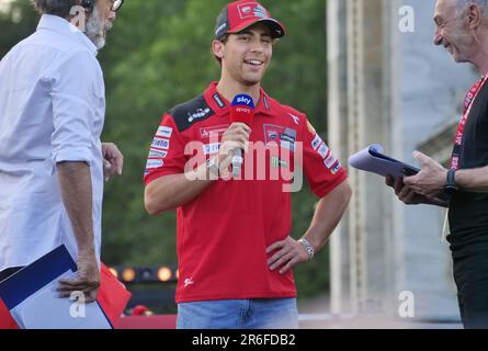 Enea Bastianini al motogp festa speciale all'Arco della pace Milano, Lombardia, Italia. Foto Stock