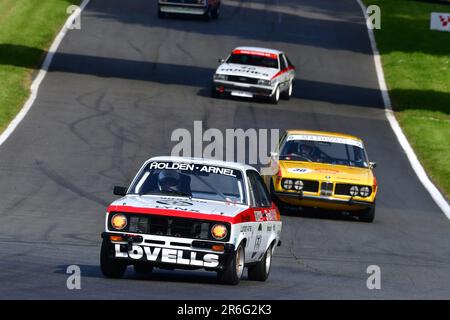 Dave Devine, Ford Escort RS2000, HRDC ‘Gerry Marshall’ Trophy Series, oltre 30 vetture in griglia per una gara di quarantacinque minuti a due piloti con pre-1 Foto Stock