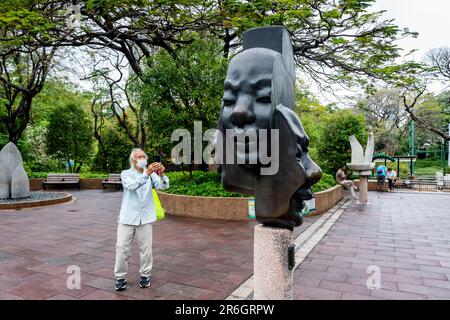 The Sculpture Walk, Kowloon Park, Hong Kong, Cina. Foto Stock