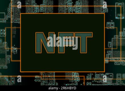 Abbreviazione NFT (non-fungibile token) su chip e schema di circuito stampato Foto Stock