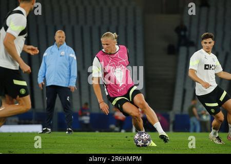 Erling Haaland (Manc), 9 GIUGNO 2023 - Calcio : UEFA Champions League finale 2023 Istanbul Manchester City FC MD-1 sessione di allenamento allo Stadio Olimpico Ataturk di Istanbul, Turchia. (Foto di Mutsu Kawamori/AFLO) Foto Stock