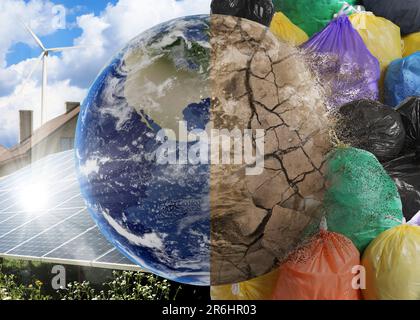 Inquinamento ambientale. Collage diviso in terra pulita e contaminata. Globo con turbina eolica e pannelli solari su un lato e terreno incrinato con Foto Stock