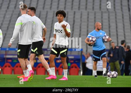 Istanbul, Turchia. 09th giugno, 2023. Rico Lewis (82) di Manchester City visto durante un ultimo allenamento prima della finale della UEFA Champions League tra Manchester City e Inter al Atatürk Stadium di Istanbul. (Photo Credit: Gonzales Photo/Alamy Live News Foto Stock