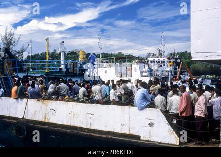 Viaggio in nave, Phoenix Bay Jetty a Port Blair, Andaman, India, Asia Foto Stock