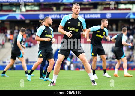 Istanbul, Turchia. 09th giugno, 2023. Edin Dzeko dell'Inter visto durante un'ultima sessione di allenamento prima della finale della UEFA Champions League tra Manchester City e Inter allo stadio Atatürk di Istanbul. (Photo Credit: Gonzales Photo/Alamy Live News Foto Stock