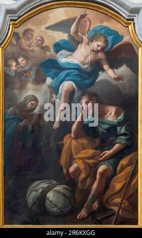 NAPOLI, ITALIA - 24 APRILE 2023: La pittura dell'apparizione degli angeli a S. Giuseppe nella chiesa di San Giuseppe a Chiaia di Antonio Sarnelli Foto Stock