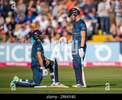 Haider Ali e Luis Reece del Derbyshire durante una partita Vitality Blast T20 tra Derbyshire Falcons e Nottinghamshire Outlaws. Foto Stock