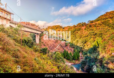 Il Duwan Singh Syiem / Duwan Sing Syiem Bridge presso la Mawkdok Dympep Valley a Sohra / Cherrapunjee, Meghalaya, India. Foto Stock