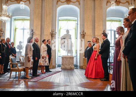 STOCCOLMA 20230610Queen Silvia, Re Carl Gustaf, Principessa della Corona Victoria e Principe Daniel partecipano alla performance lirica 'Gustav Wasa' in Stock ex Foto Stock