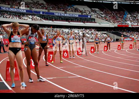 The Start of the Women's 800m Final al 2019, IAAF Diamond League, Anniversary Games, Queen Elizabeth Olympic Park, Stratford, Londra, Regno Unito. Foto Stock