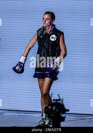 LONDRA, REGNO UNITO. 10 Giu, 2023. Nina Hughes vs Katie Healy - WBA World Bantamweight Tile durante Edwards vs Campos e Undercard Fight Night all'OVO Arena Wembley sabato 10 giugno 2023 a LONDRA, INGHILTERRA. Credit: Taka G Wu/Alamy Live News Foto Stock