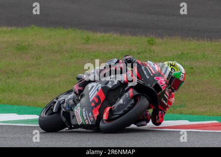 10th giugno 2023; Autodromo Internazionale del Mugello, Scarperia e San Piero, Firenze, Italia; 2023° MotoGP Italia Qualifiche; Aleix Espargaro Aprilia Racing Foto Stock