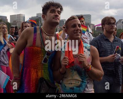 Boston, Massachusetts, Stati Uniti. 10th giugno, 2023. Le folle si sono rivelate per guardare e partecipare a BostonÃs Pride per la marcia della gente. (Credit Image: © sue Dorfman/ZUMA Press Wire) SOLO PER USO EDITORIALE! Non per USO commerciale! Foto Stock