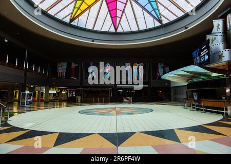 Il Centro commerciale Jam Factory in Chapel Street è completamente vuoto a causa del COVID 19 il 12 Aprile 2020 a Melbourne, Australia. Foto Stock