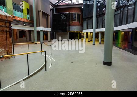 Il Centro commerciale Jam Factory in Chapel Street è completamente vuoto a causa del COVID 19 il 12 Aprile 2020 a Melbourne, Australia. Foto Stock