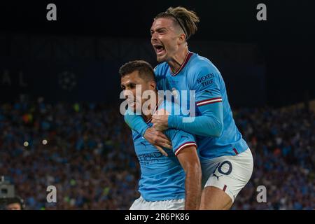 Istambul, Turchia. 11th giugno, 2023. Rodri di Manchester City e Jack Grealish di Manchester City celebrano il punteggio durante la finale di UEFA Champions League 2023 tra Manchester City e Inter allo Stadio Olimpico Atatürk di Istanbul, Turchia, il 10 giugno 2023 (Foto di Andrew SURMA/ Credit: Sipa USA/Alamy Live News Foto Stock