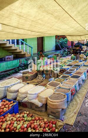 06 04 2014 Village Market, Banavasi, Sirsi, Uttara Kannada, Karnataka, India, Asia Foto Stock