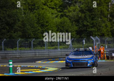 24 JOHNSON Jimmie (usa), ROCKENFELLER Mike (ger), BUTTON Jenson (gbr), Hendrick Motorsports, Chevrolet Motorsports, Azione durante la 24 ore di le Mans 2023 sul circuito des 24 Heures du Mans dal 10 al 11 giugno 2023 a le Mans, Francia - Foto: Thomas Fenetre/DPPI/LiveMedia Foto Stock