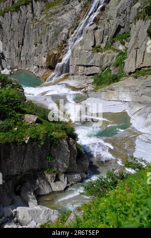 Presso il Ponte del Diavolo, Schoellenen Gorge, Uri Foto Stock