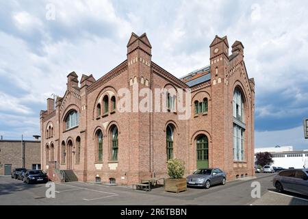 Colonia, Germania 6 2023 giugno: Restaurato storico edificio della fabbrica dalla fine del 19th ° secolo sul sito dell'ex gasificio di Ehrenfeld Foto Stock