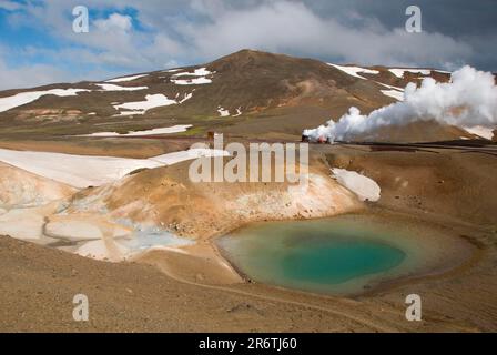 Lago, Krafla, Islanda Foto Stock