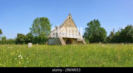 All Saints Church Leigh Cricklade Wiltshire chiesa medievale vicino alla sorgente del Tamigi Foto Stock