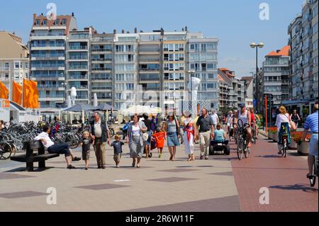 Promenade, Knokke-Heist, Fiandre Occidentali, Belgio, Fiandre Foto Stock