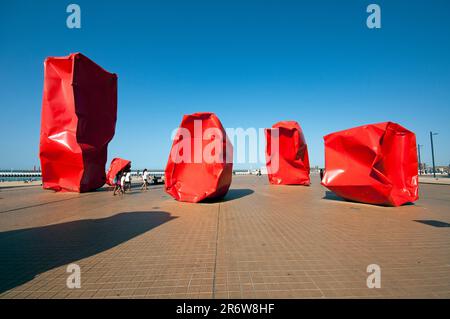 Rock Strangers installazione d'arte (dell'artista concettuale belga Arne Quinze) a Ostenda, Fiandre, Belgio Foto Stock