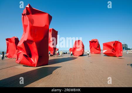 Rock Strangers installazione d'arte (dell'artista concettuale belga Arne Quinze) a Ostenda, Fiandre, Belgio Foto Stock