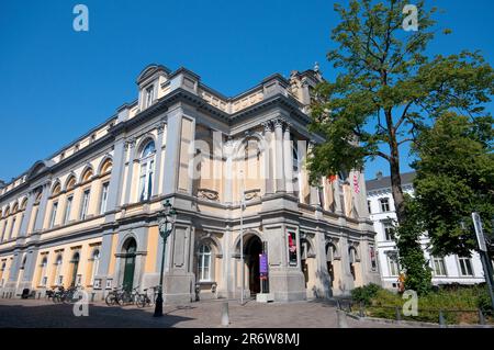 Teatro Municipale reale di Bruges (1869) a Bruges, Fiandre, Belgio Foto Stock