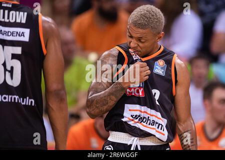 Bonn, Germania. 11th giugno, 2023. Pallacanestro: Bundesliga, cestini Telekom Bonn - ratiopharm Ulm, campionato, finale, matchday 2, Telekom Dome. Yago Mateus dos Santos di Ulm reagisce durante il gioco. Credit: Marius Becker/dpa/Alamy Live News Foto Stock