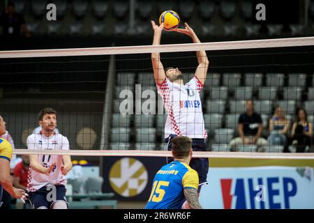 Zara, Croazia. 11th giugno, 2023. Bernard Bakonji di Croazia durante il CEV Volleyball European Golden League 2023 gruppo B incontro tra Croazia e Ucraina presso la Sala degli Sport Cosici di Kresimir a Zadar, Croazia, il 11 giugno 2023. Foto: Sime Zelic/PIXSELL Credit: Pixsell/Alamy Live News Foto Stock